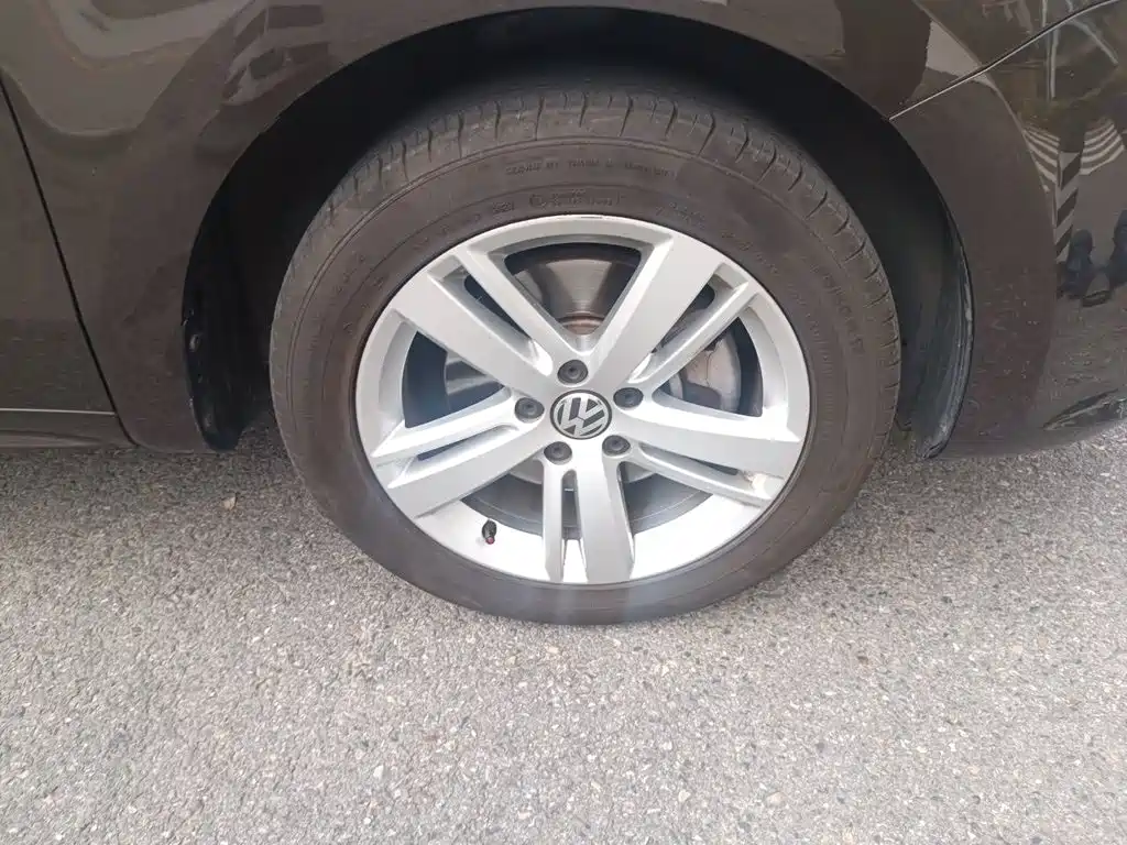 Фото 8 - Volkswagen Sharan