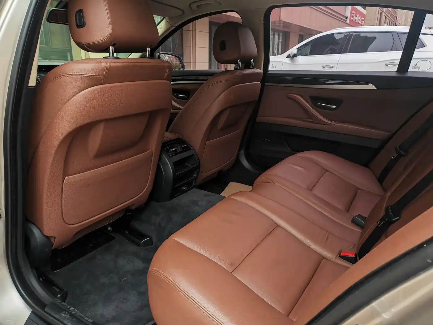 BMW 5 Series 2017 520Li Classic Edition фото 10