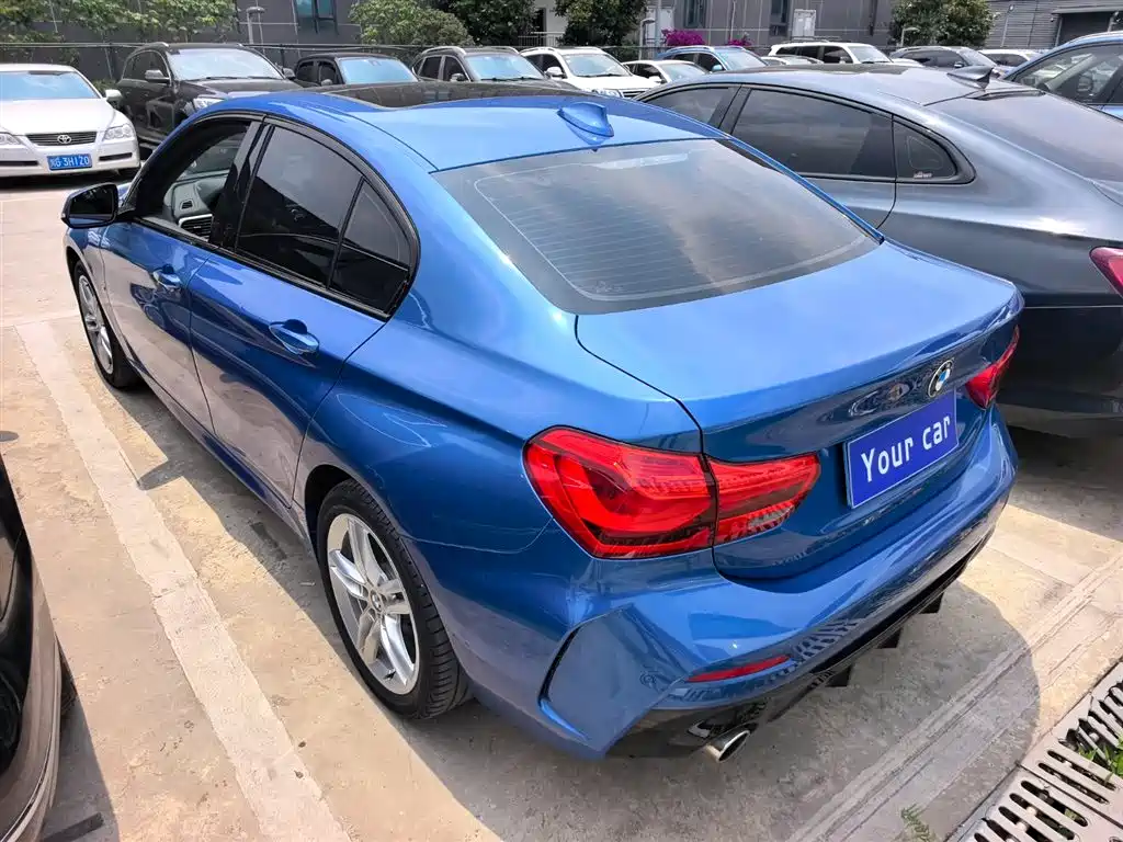 BMW 1 Series 2019 118i M Sport Package фото 4