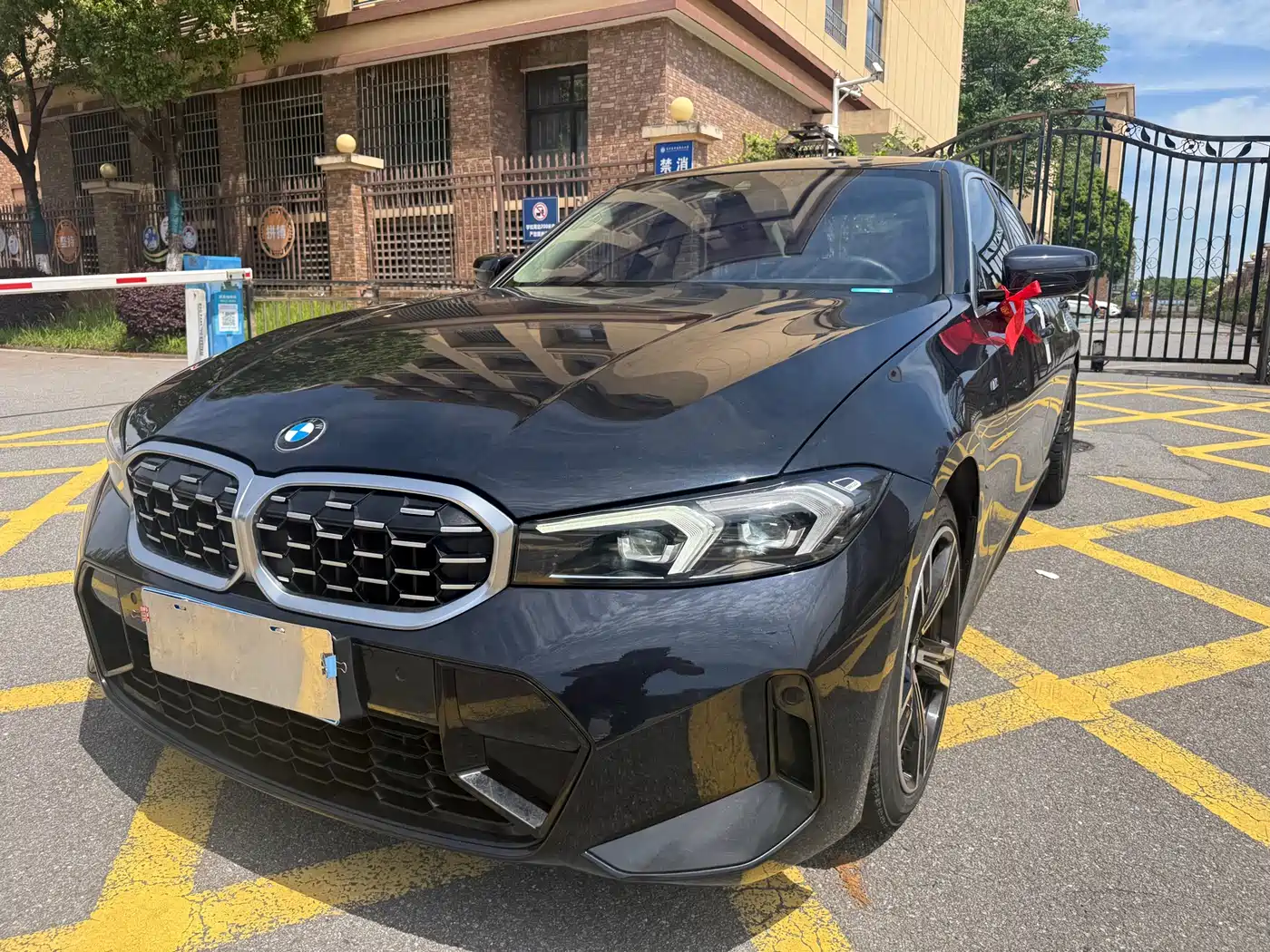BMW 3 Series 2024 325i M Sport Package
