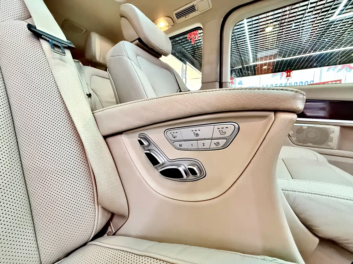 Mercedes-Benz V-Class 2016 V 260 L Premium Long фото 14