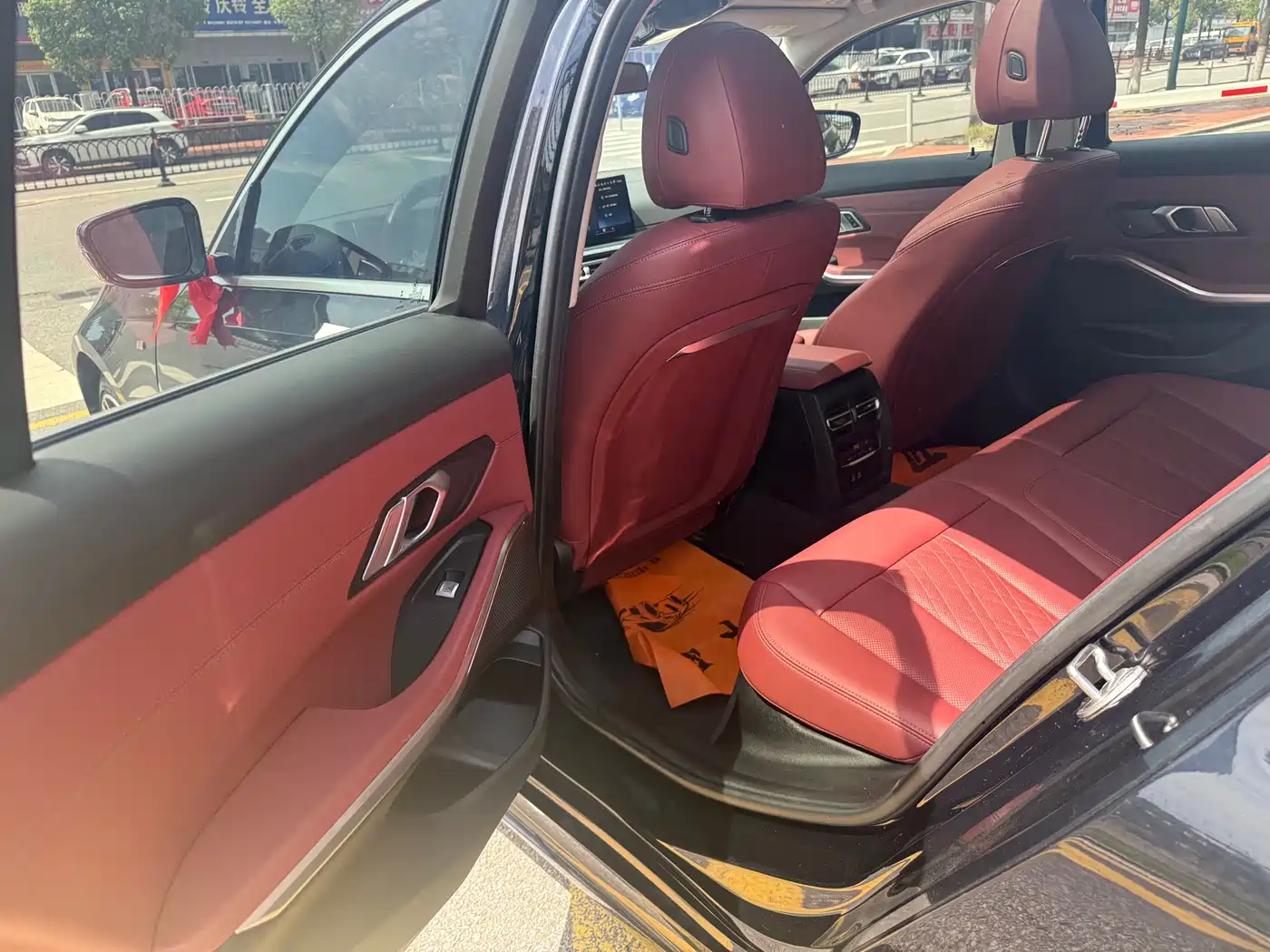 BMW 3 Series 2024 325i M Sport Package фото 6