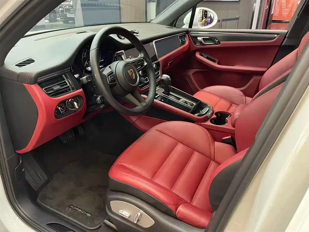 Porsche Macan 2023 Macan GTS 2.9T фото 7