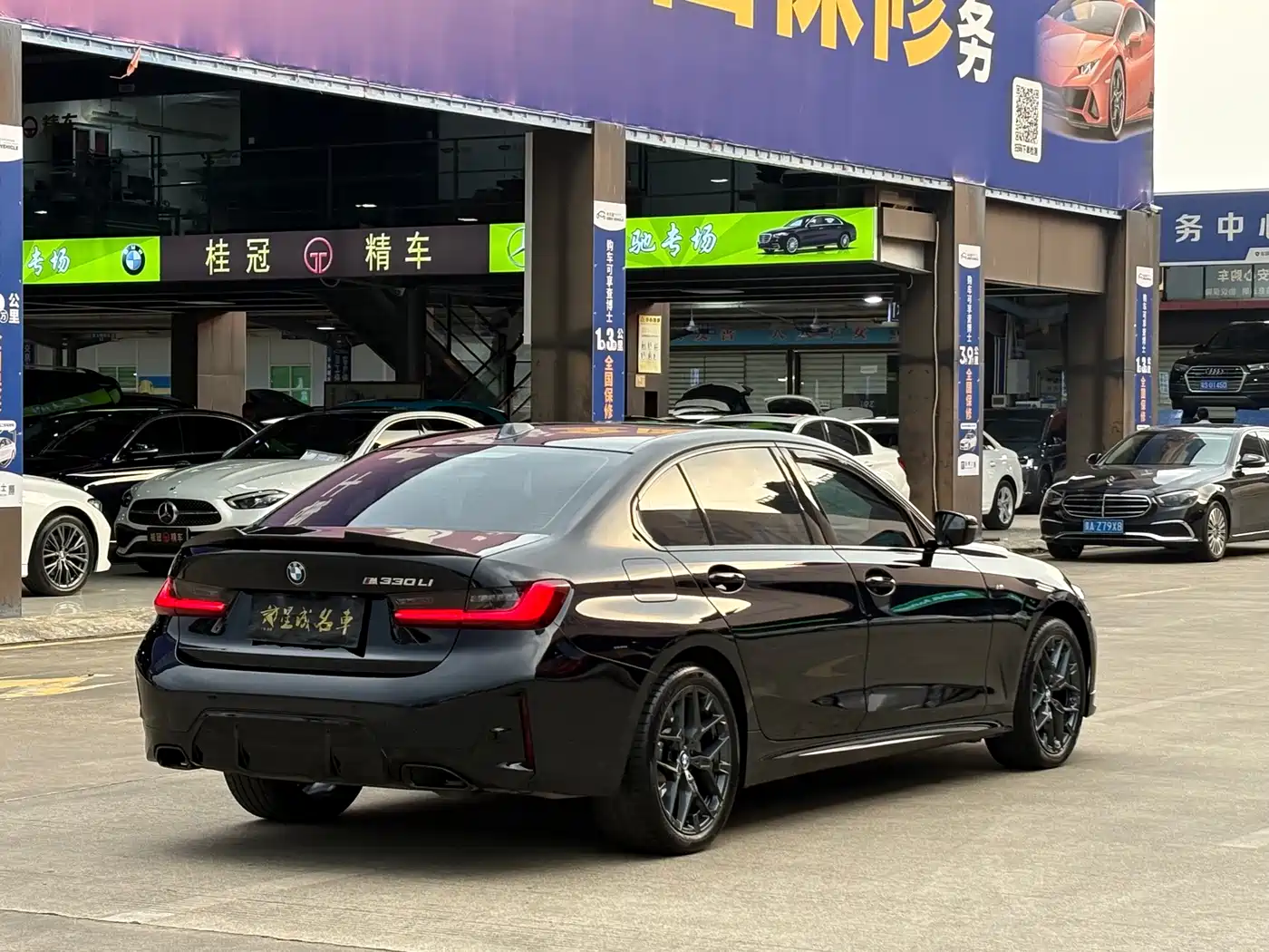 BMW 3 Series 2026 2025 330Li M Sport Night Edition