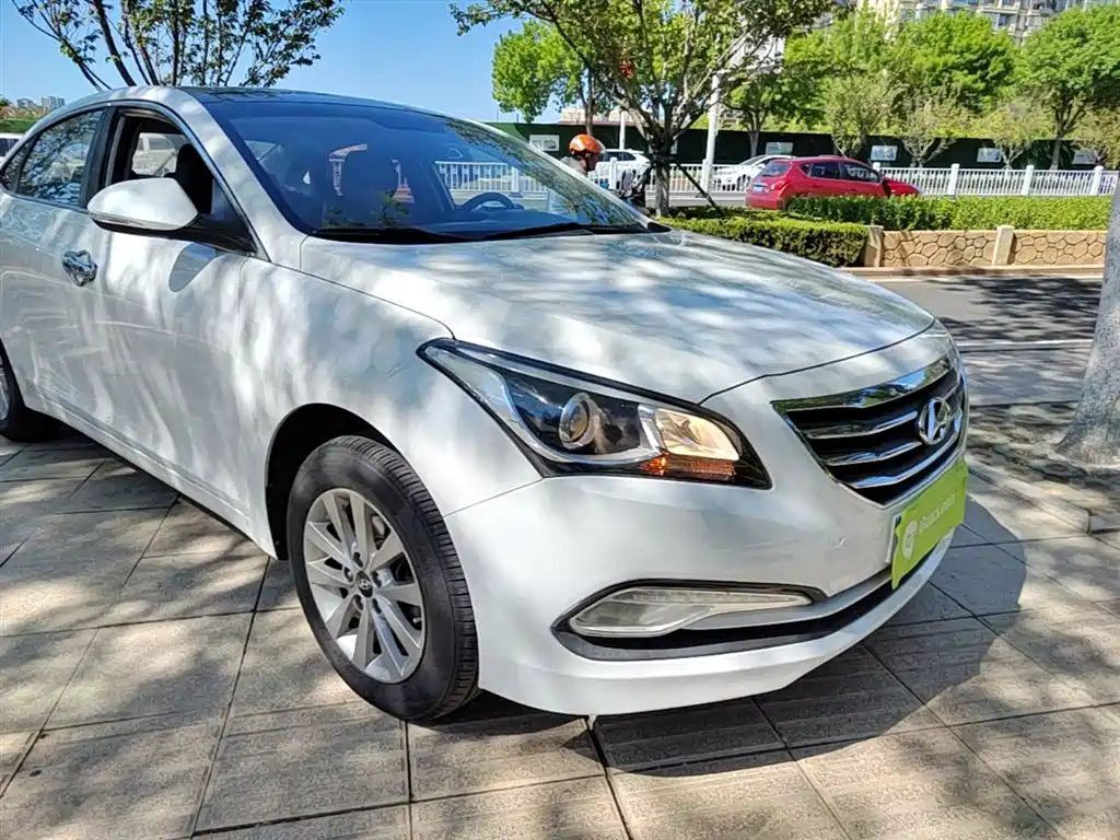 Hyundai Mistra 2014 1.8L Auto Smart GLS фото 4