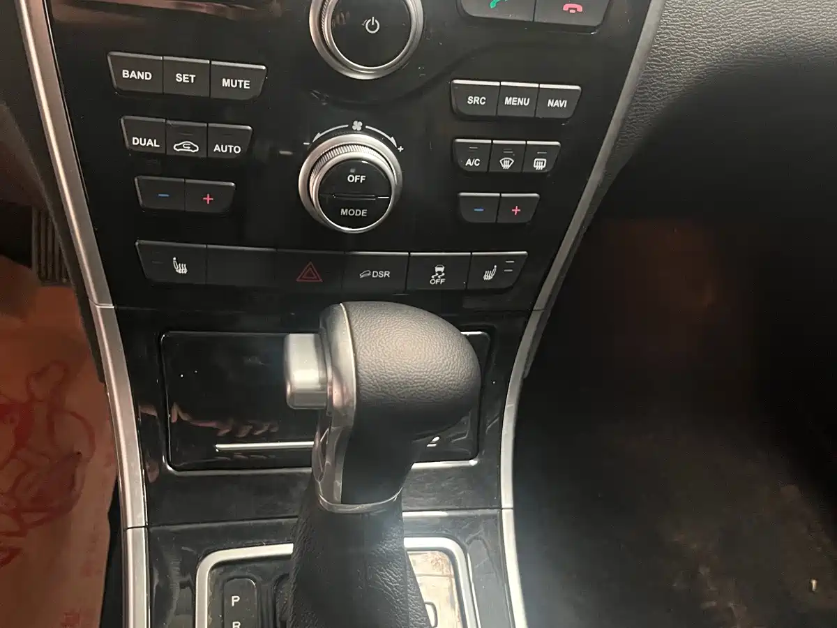 Фото 13 - Haval H2