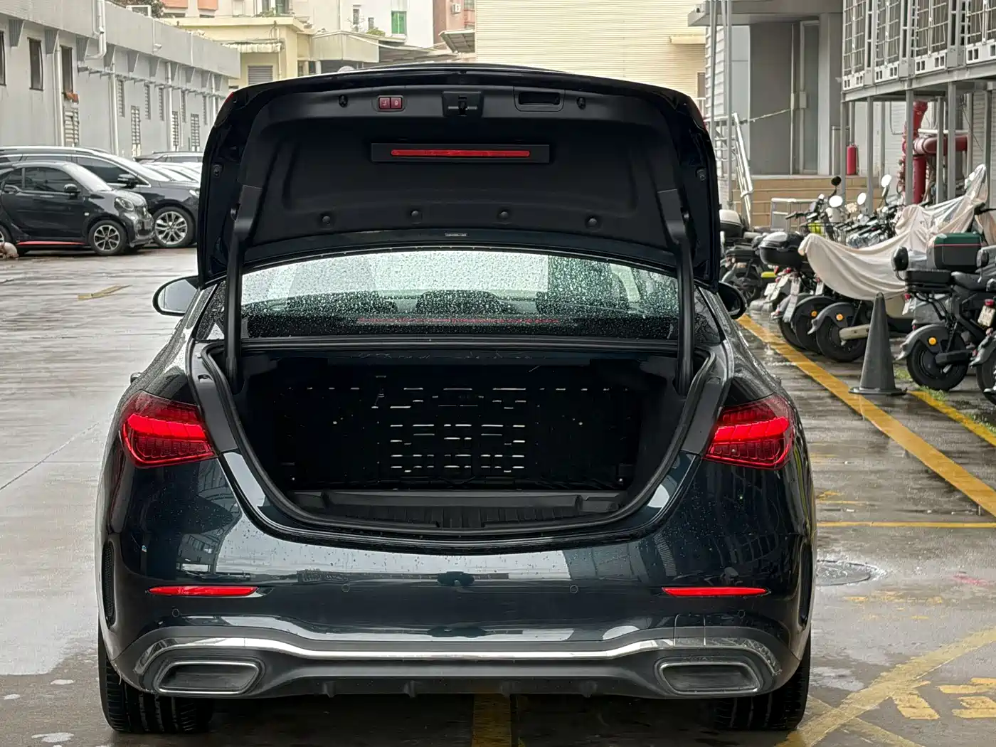 Mercedes-Benz C-Class 2024 Second Facelift C 260 L Sport фото 7