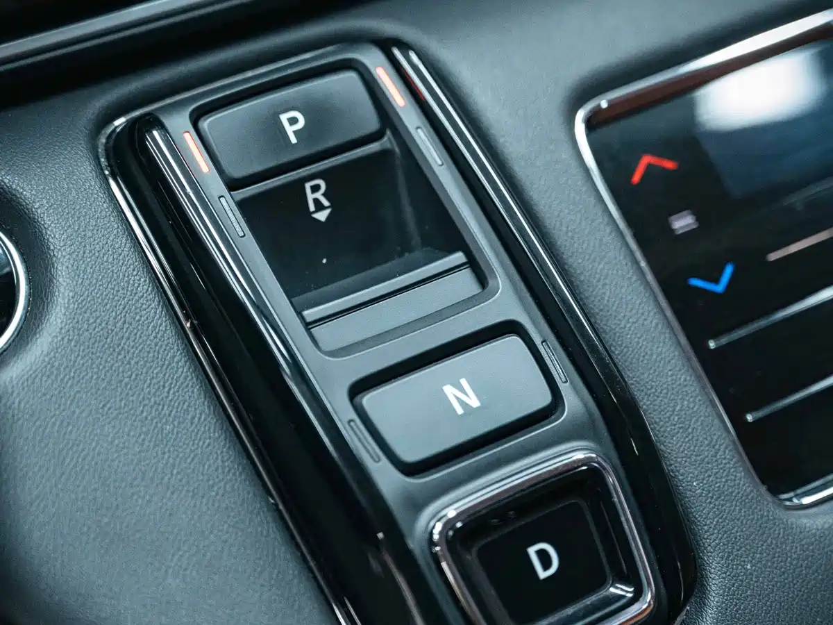 Honda Odyssey 2022 2.0L e:HEV Sharp·Enjoyment Edition фото 17