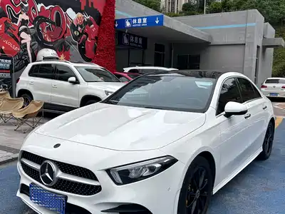 Mercedes-Benz A