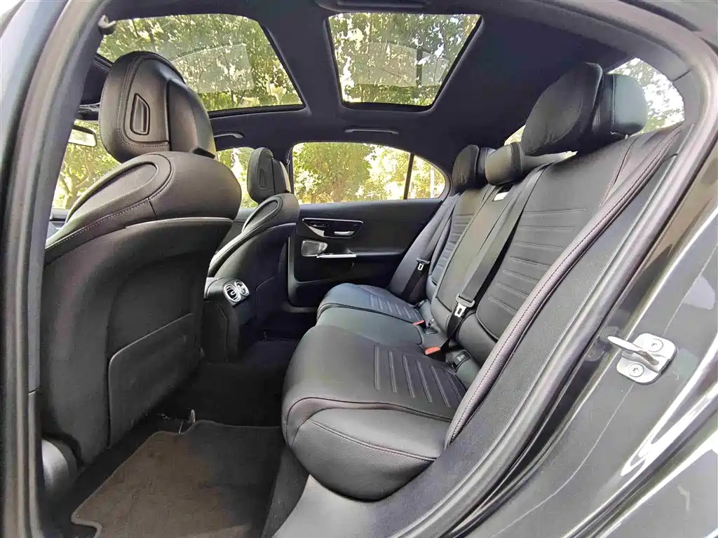 Mercedes-Benz C-Class 2024 C 260 L Sport фото 7