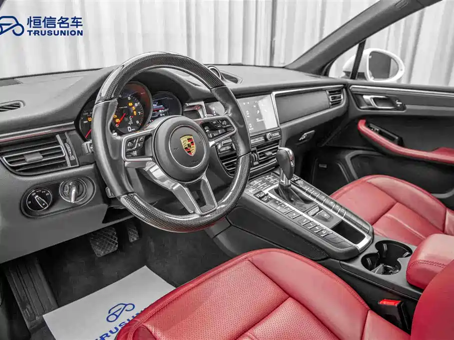Porsche Macan 2021 Macan 2.0T фото 12