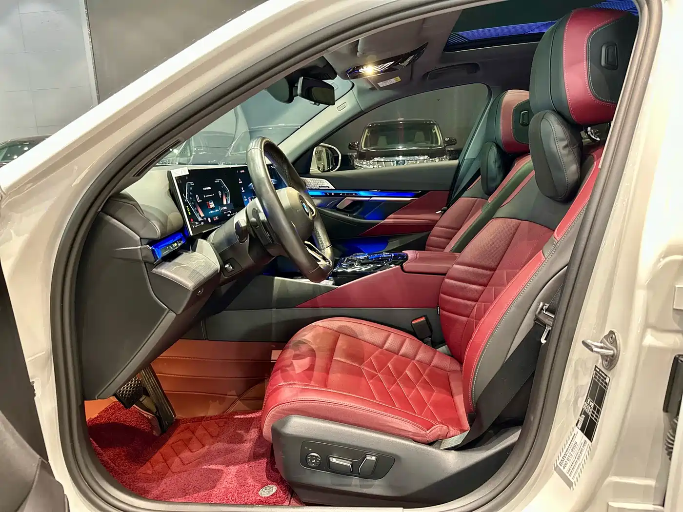 BMW 5 Series 2024 530Li Premium M Sport Package фото 5
