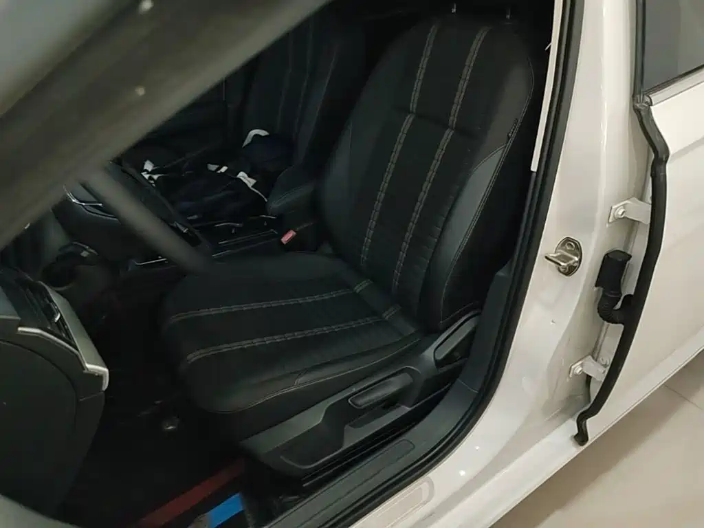 Volkswagen Lavida, миниатюра 15