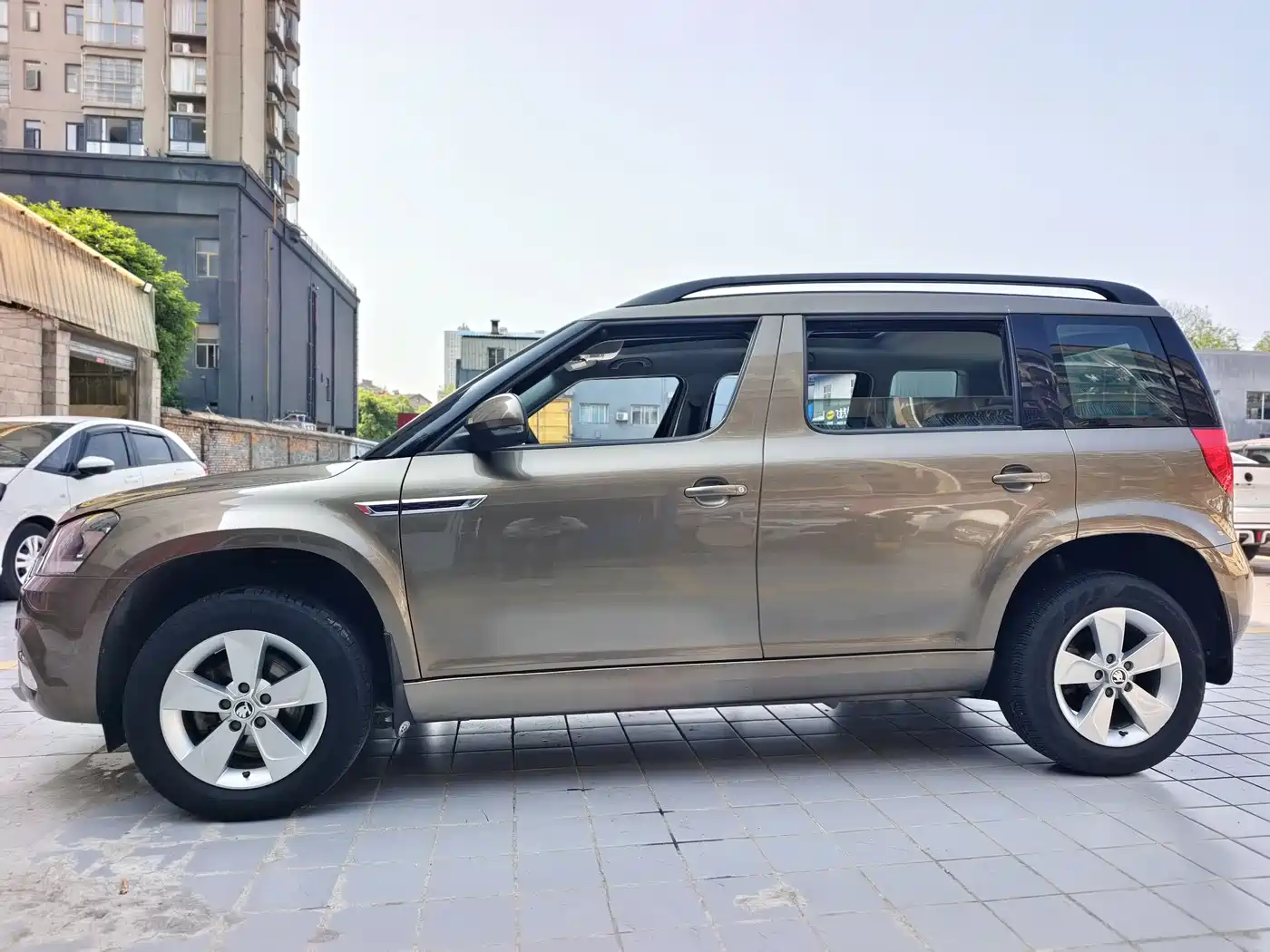 Škoda Yeti 2017 TSI280 DSG Advance фото 4