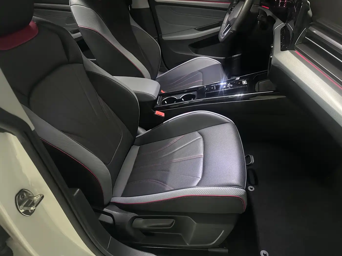 Volkswagen Lamando 2023 Lamando L 280TSI DSG Cool Edition фото 15
