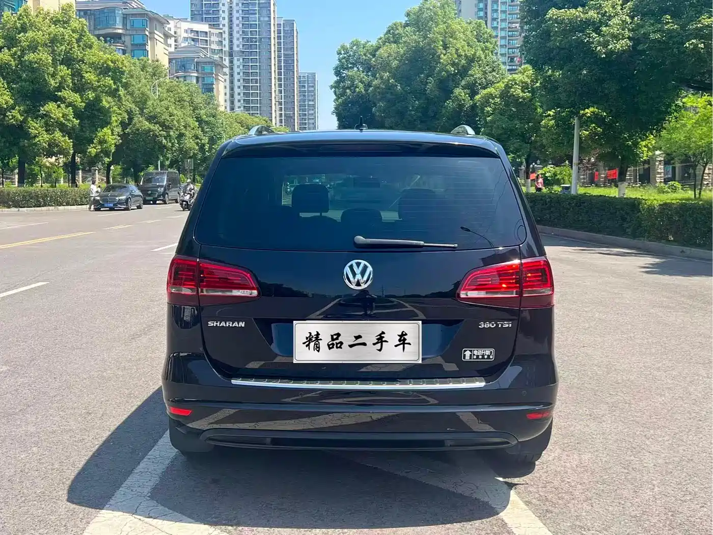 Volkswagen Sharan 2018 380TSI Premium 7-Seater фото 6
