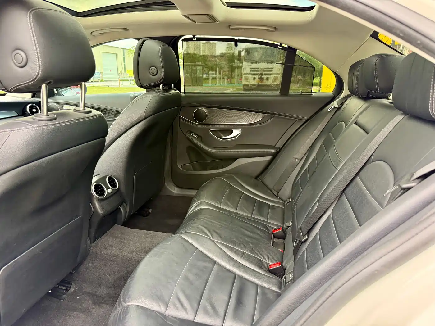 Mercedes-Benz C-Class 2015 C 260 L Sport фото 40