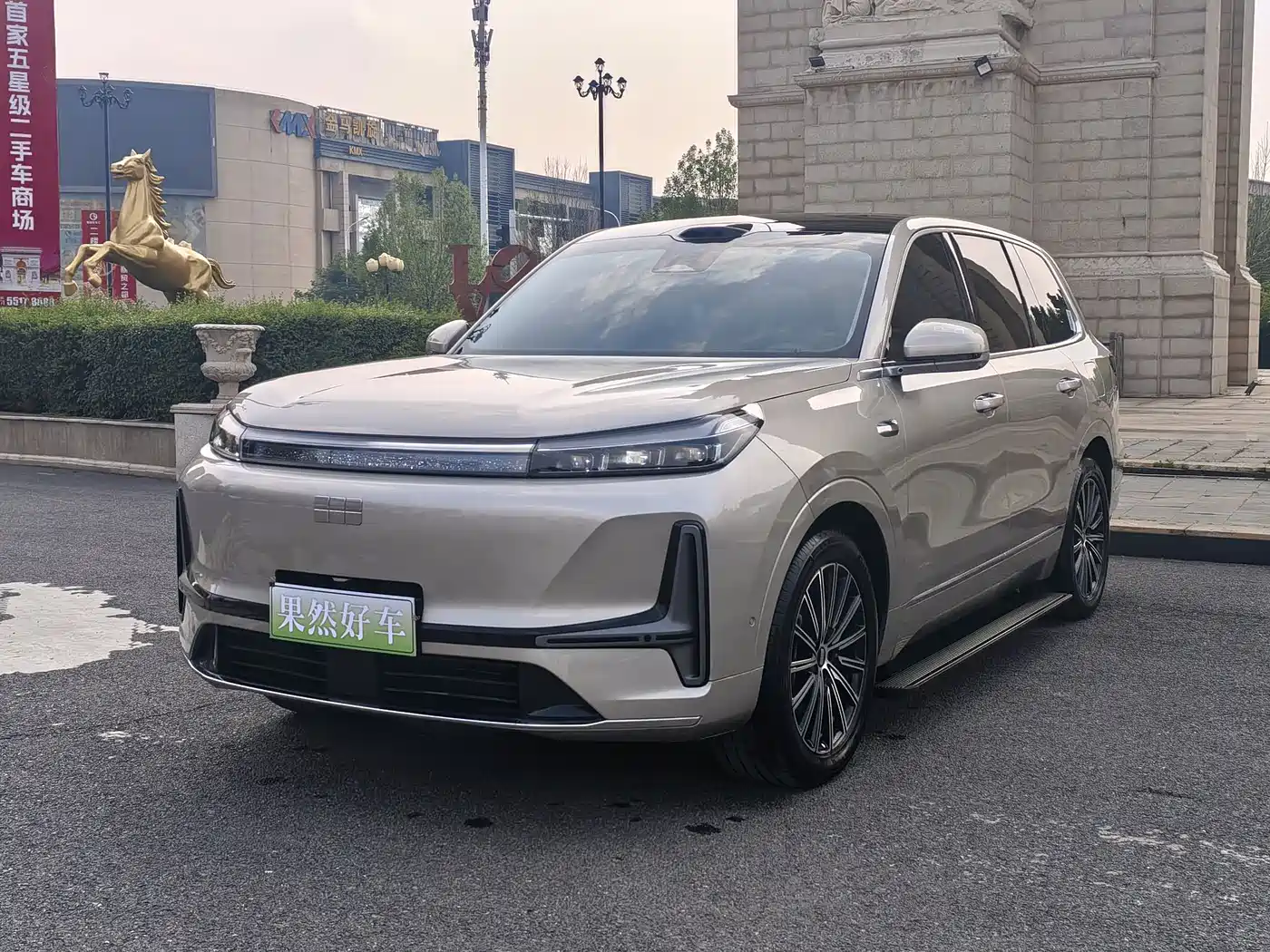 Geely Galaxy Galaxy M9 2025 Base Model