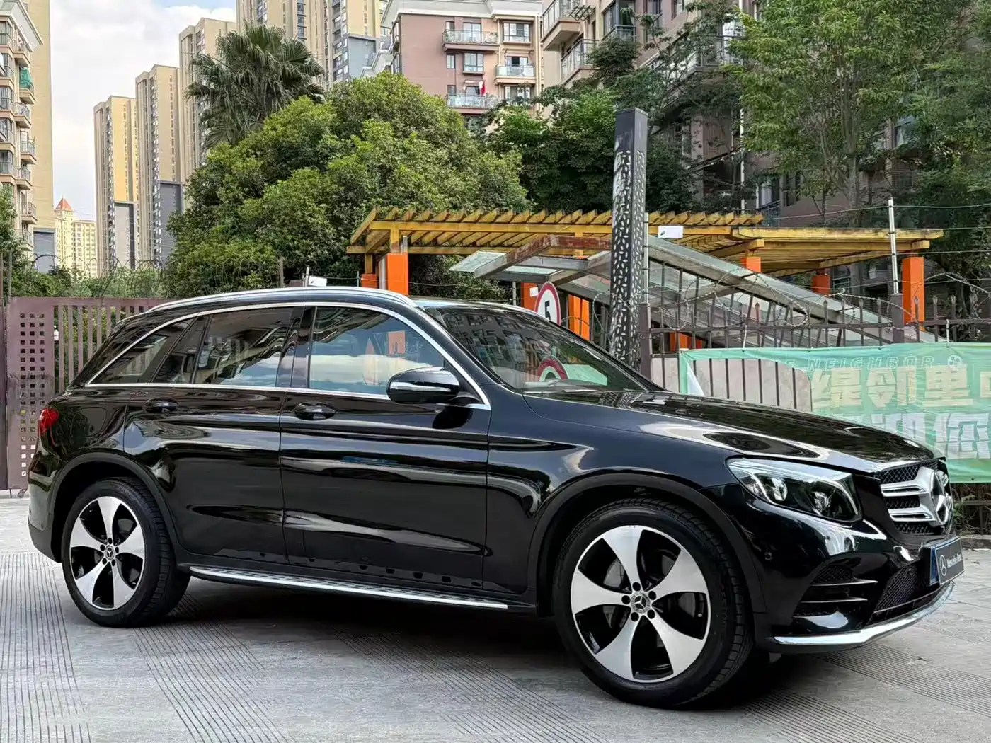 Mercedes-Benz GLC 2018 GLC 300 4MATIC Dynamic фото 33