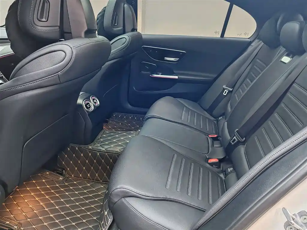 Mercedes-Benz C-Class 2024 C 260 L Sport фото 16