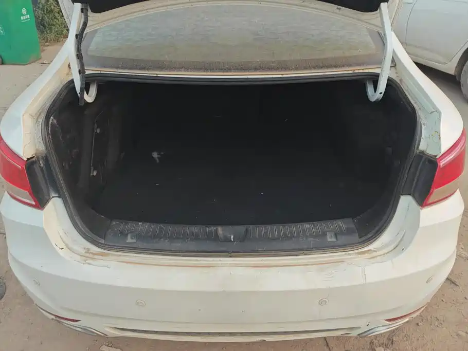 Haima Familia 2015 2014 M5 1.6L Manual Fashion