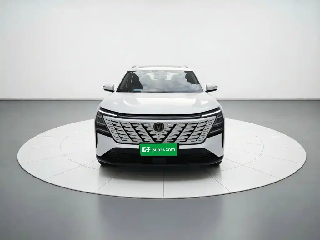 Фото 2 - Changan CS75 PLUS