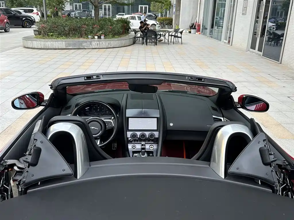 Jaguar F-TYPE 2021 P300 Rear-Wheel Drive Convertible фото 28