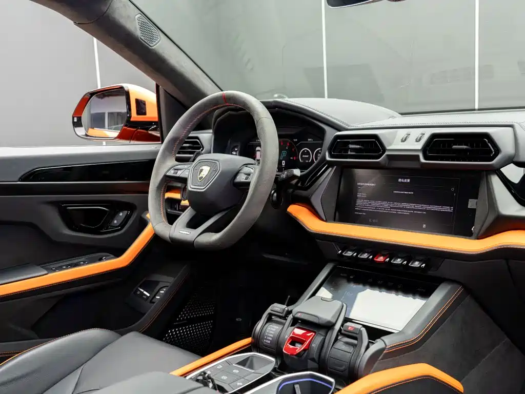 Lamborghini Urus SE 2025 2025 4.0T Standard Edition