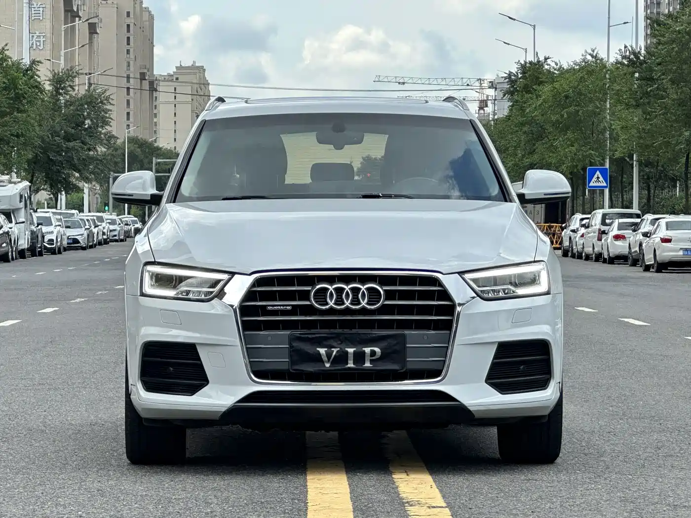 Фото 2 - Audi Q3