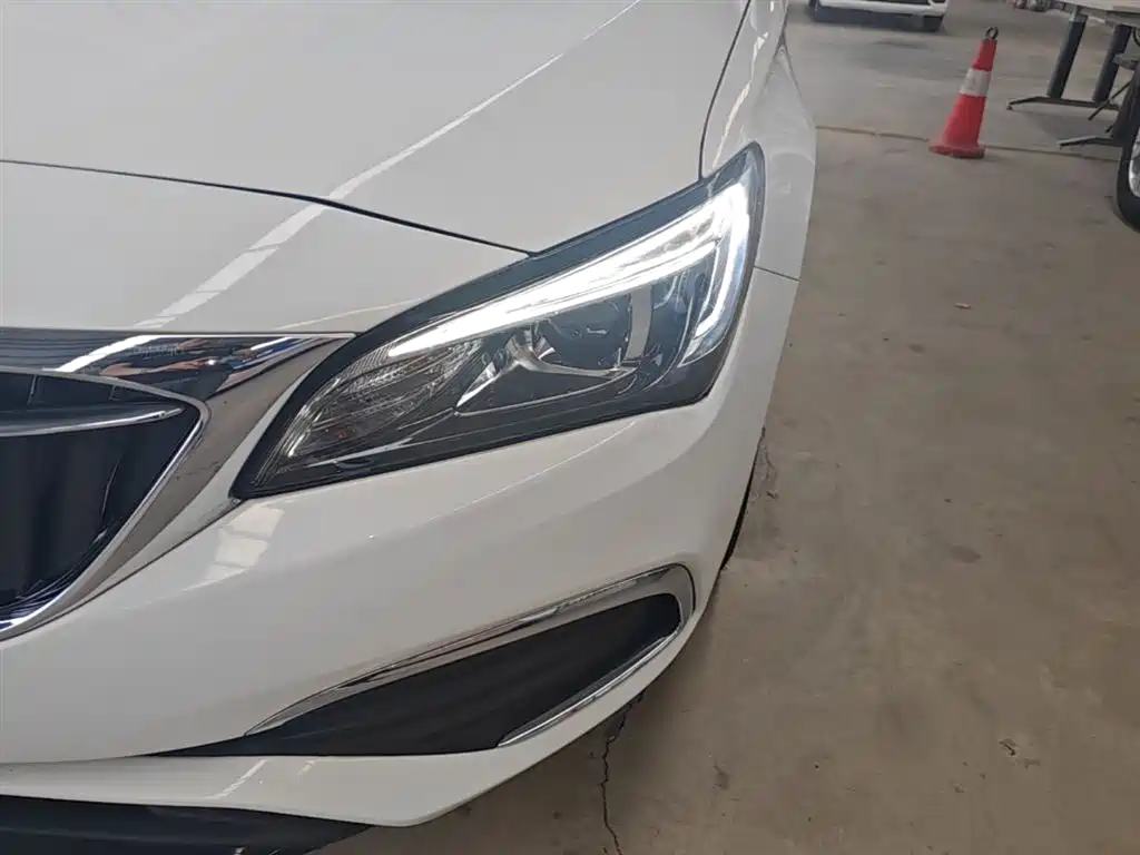 Buick Verano 2018 Sedan 15S Automatic Progressive фото 24