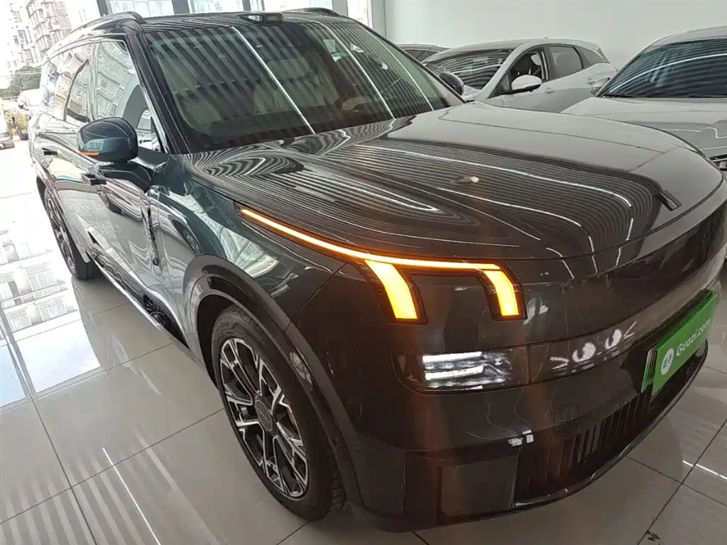 Lynk & Co 900 2025 2.0T Ultra фото 4