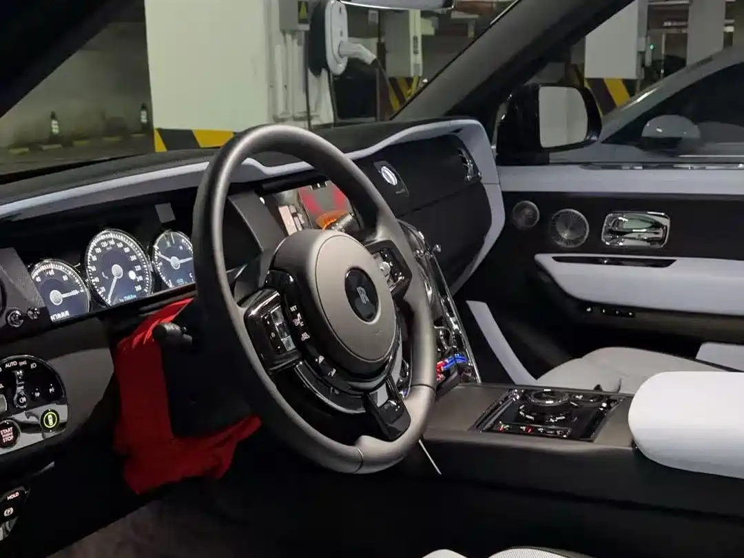 Rolls-Royce Cullinan 2024 2018 5-Seater Version