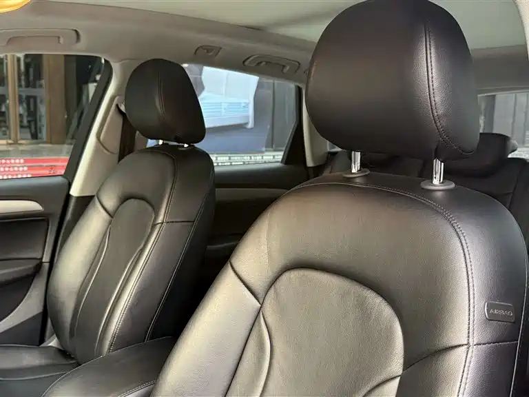 Audi Q5 2016 40 TFSI Technology Model фото 10
