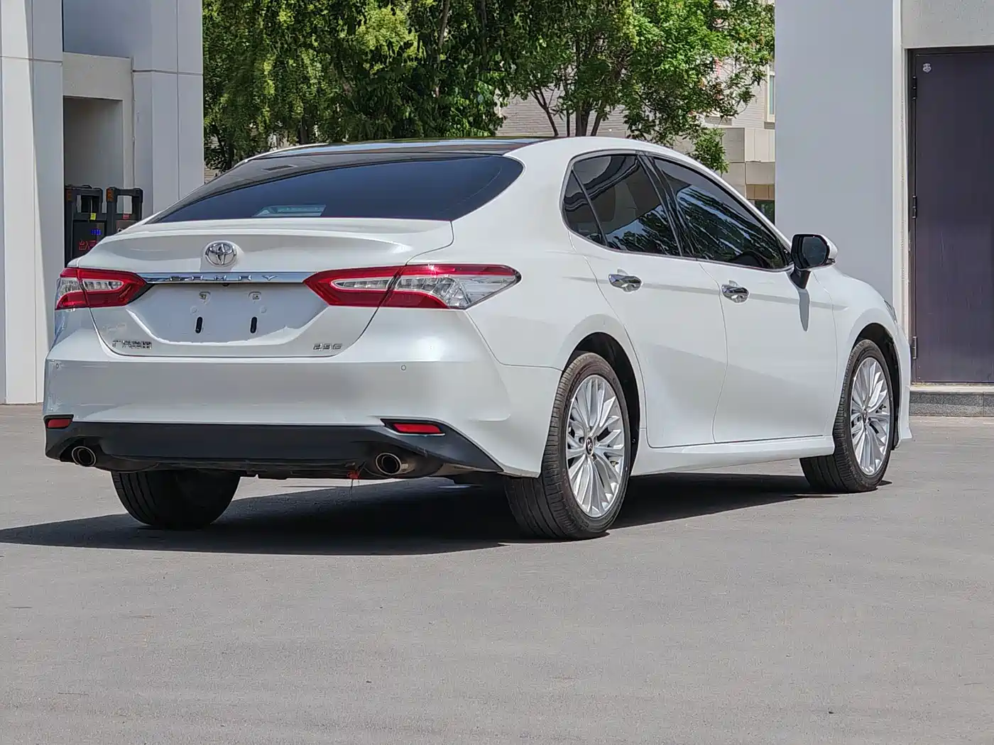 Toyota Camry 2021 2.5G Luxury Edition фото 10