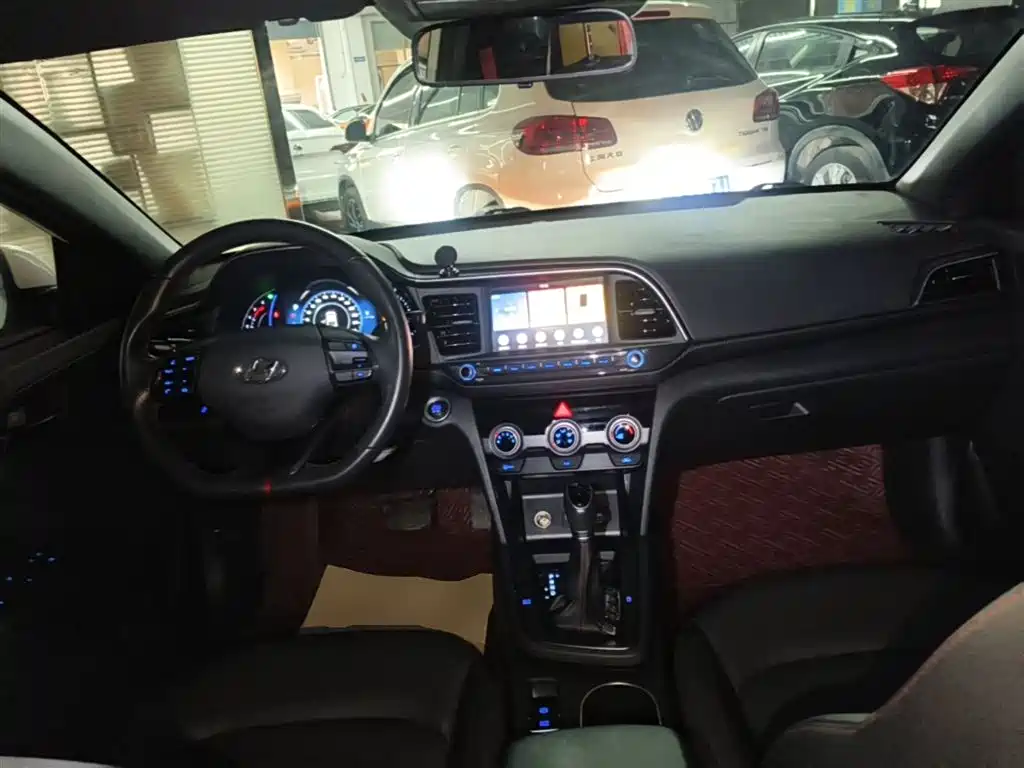 Hyundai Elantra 2020 1.4T DCT Dynamic·Vitality фото 10