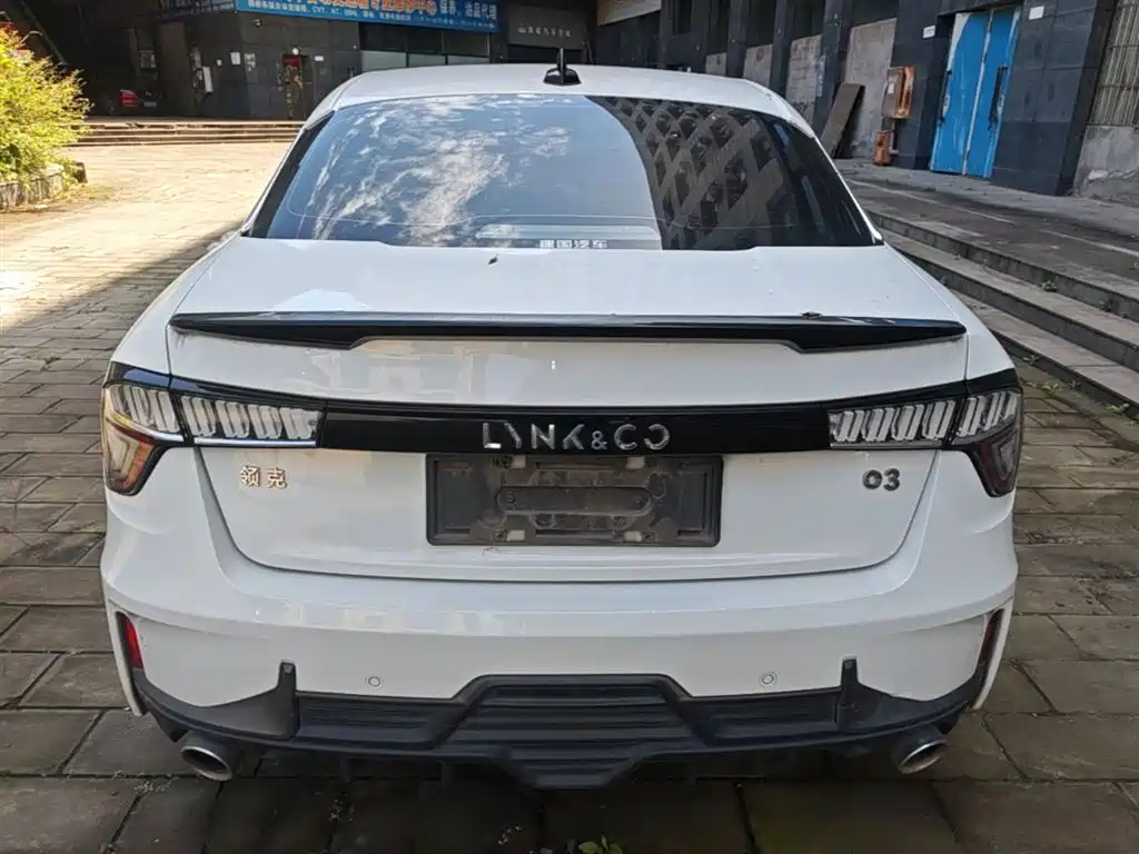 Lynk & Co 03 2020 1.5TD DCT Power Edition фото 6