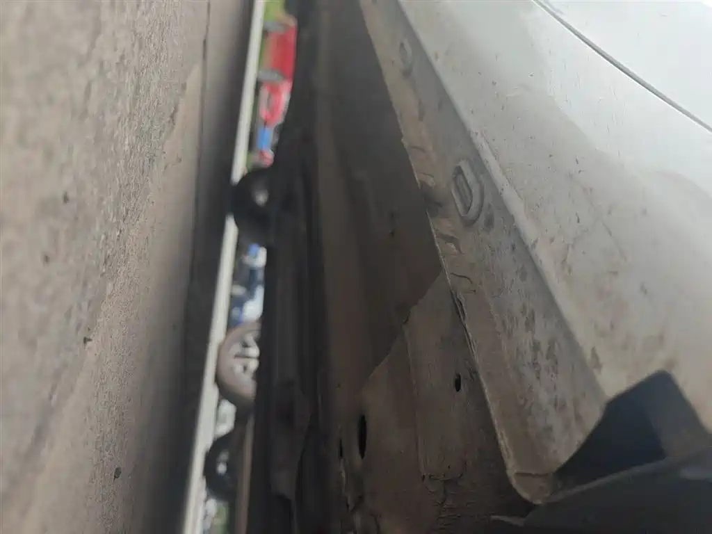 ROEWE I5
