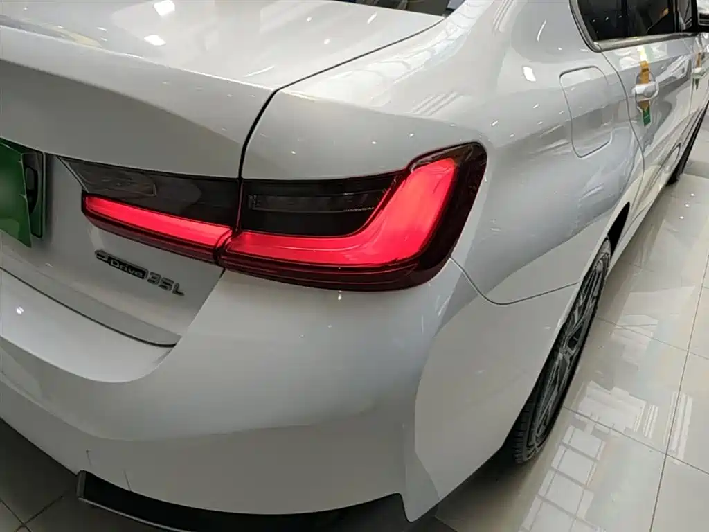 BMW i3 2022 eDrive 35 L фото 8