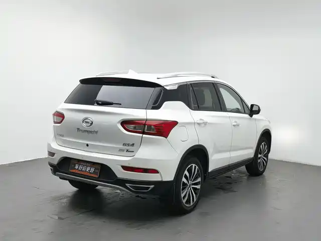 GAC Trumpchi Trumpchi GS4 2015 200T G-DCT Luxury Edition — фото 2