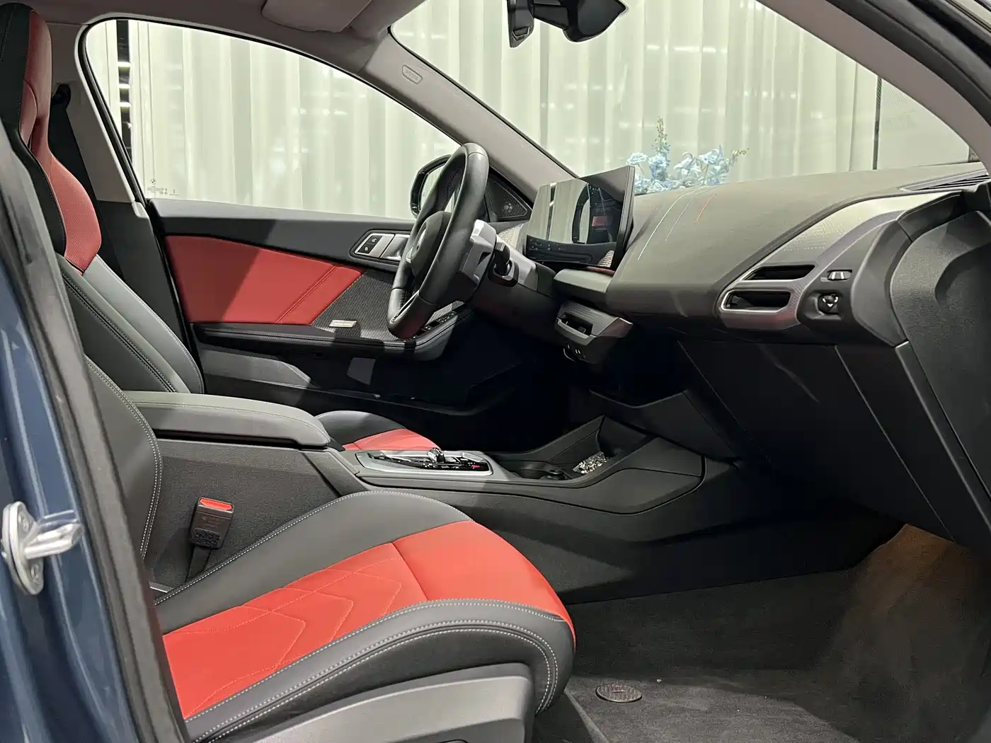 BMW 2 Series 2025 225L M Sport Moonlight Package фото 7