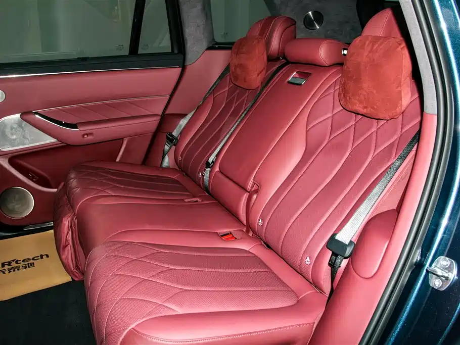 AITO Wenjie AITO M8 2025 Model Extended Range Ultra Edition 53.4kWh 5-Seater фото 20