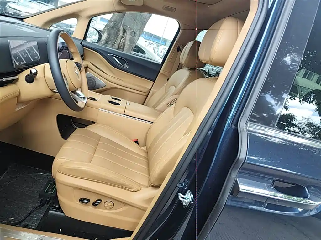 Voyah Auto Voyah Dreamer 2025 Model PHEV 4WD Premium QianKun Edition фото 22
