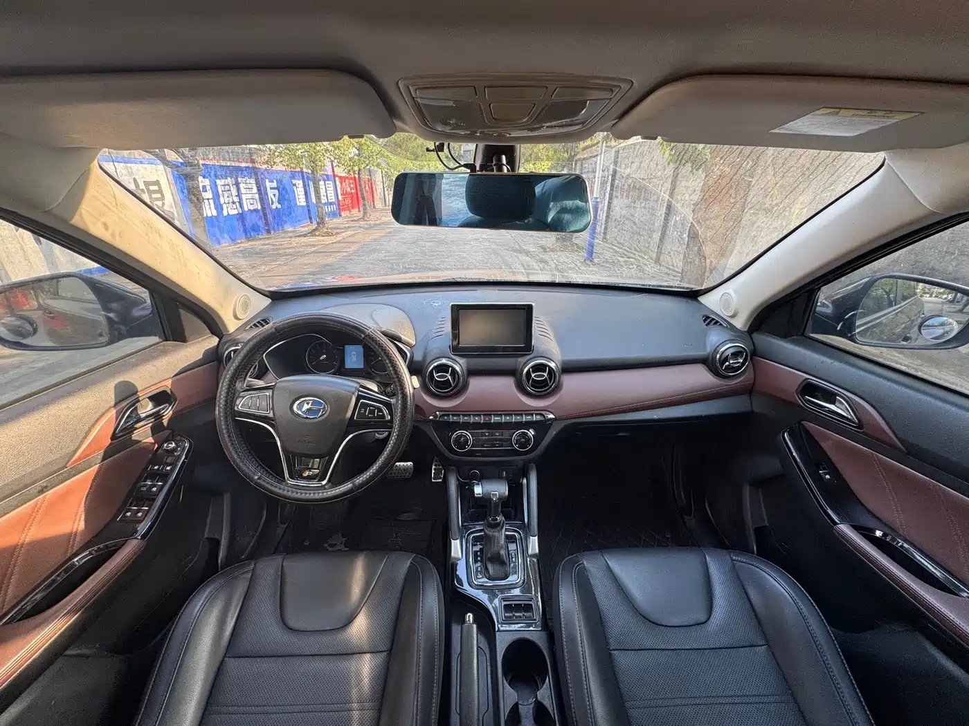 BAIC Changhe Q35 2017 2016 1.5L Automatic Prestige Edition