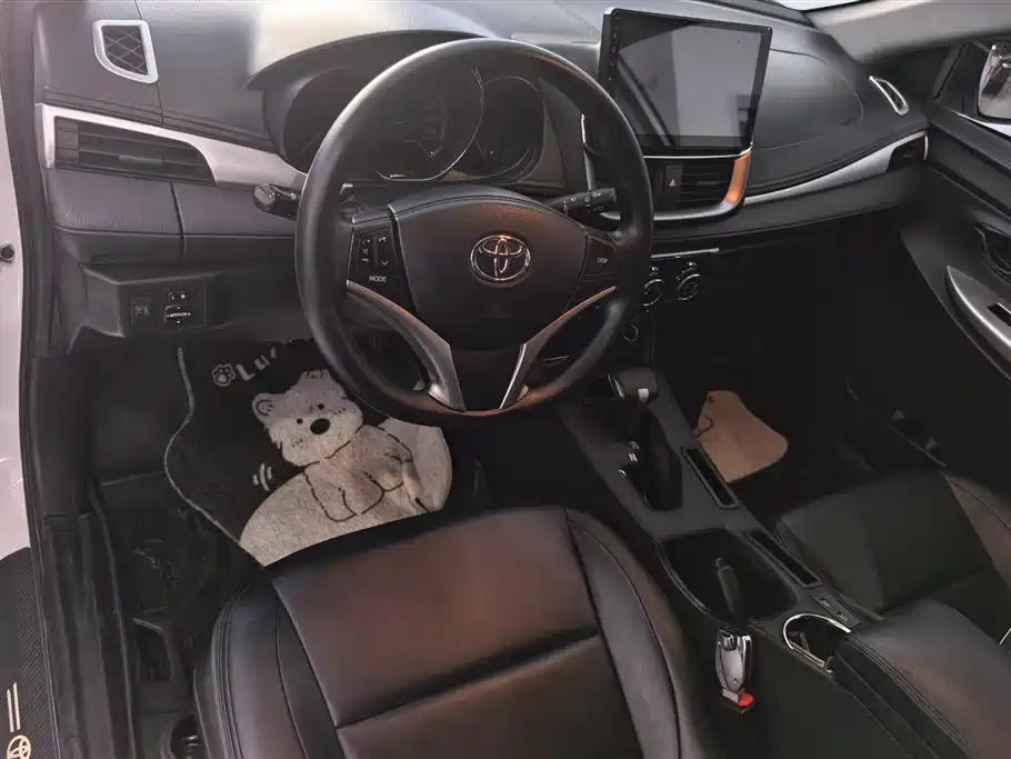 Toyota YARiS L Zhi Xiang 2022 1.5L CVT Leading PLUS Edition фото 12