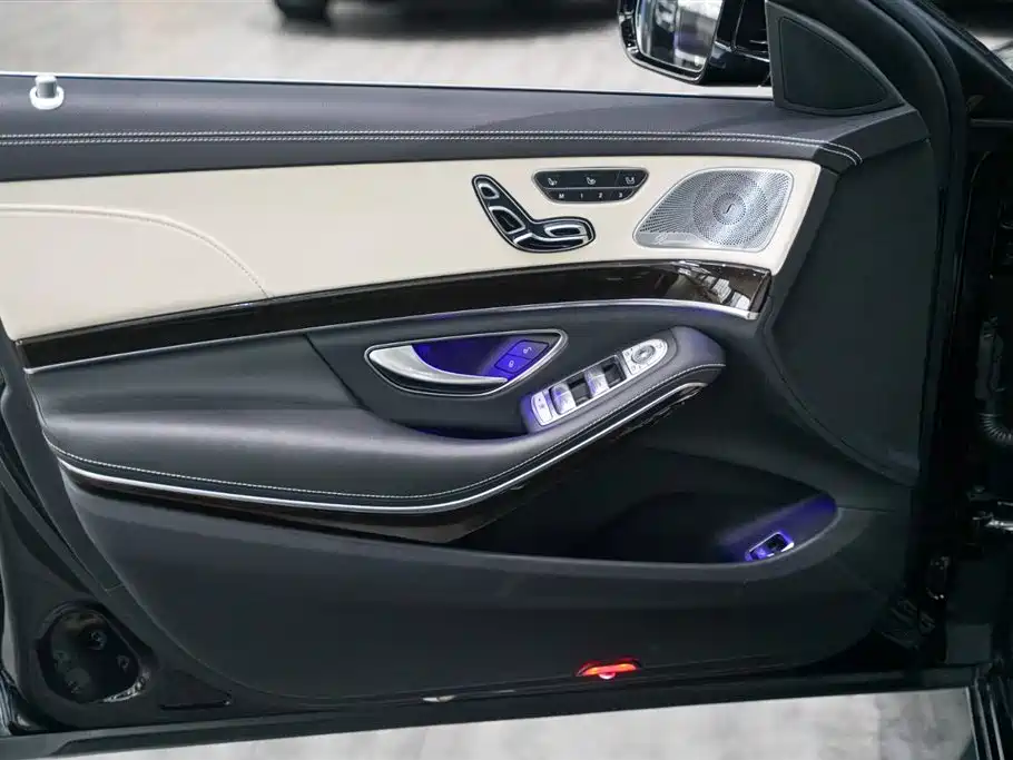 IMSA Maybach S-Class 2020 S 450 MAYBACH Executive 4-seater фото 16