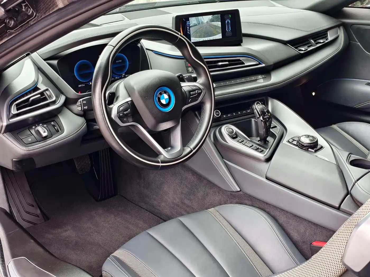 BMW i8 2016 Proton Red Limited Edition фото 16