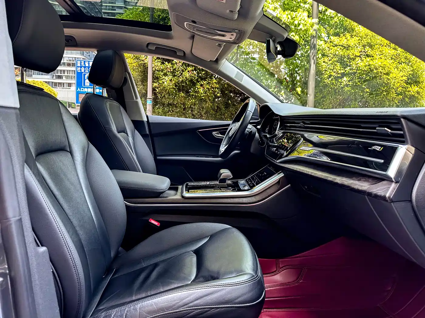 Audi Q8 2019 55 TFSI Luxury Dynamic фото 16
