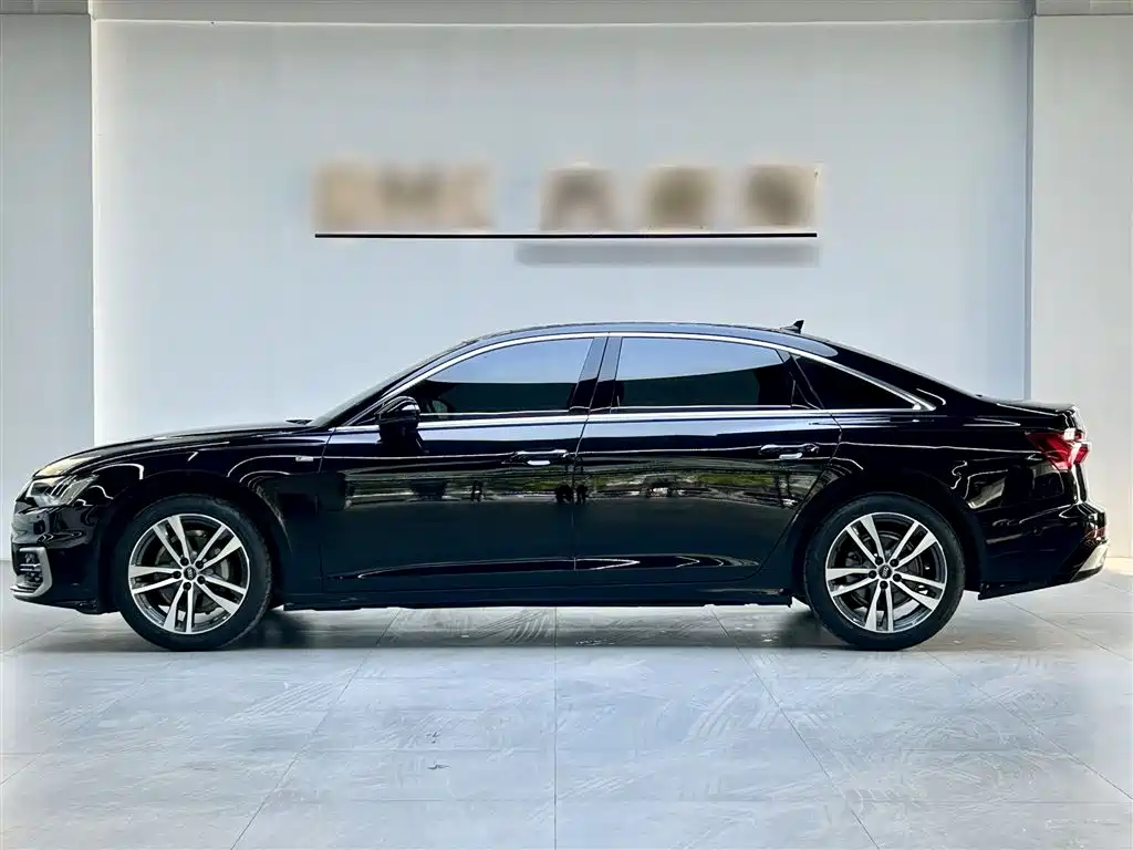 Audi A6L 2023 Facelift 40 TFSI Luxury Dynamic фото 5