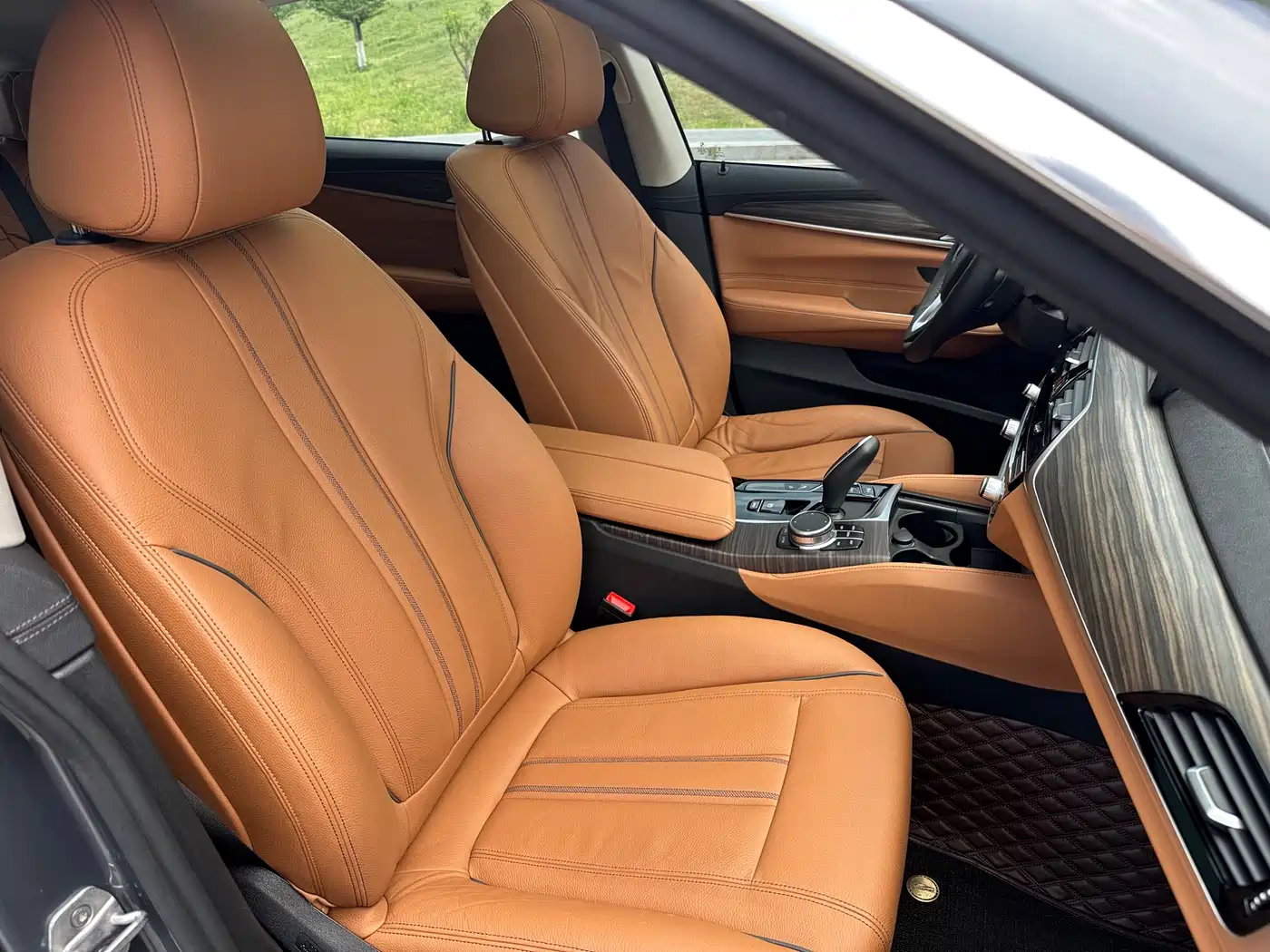 BMW 6 Series GT 2021 630i Luxury Design Package фото 15