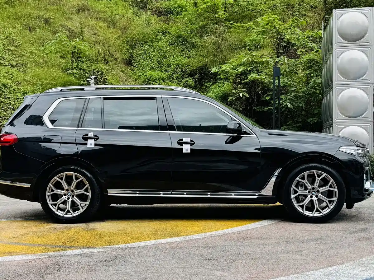 BMW X7 2021 xDrive40i Leading Luxury Package фото 5